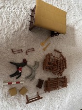 Pferdestall Klein mit Zubehör