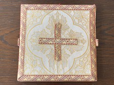 Alte Messweinabdeckung