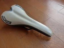 SCAPE VELO Sattel Fahrradsattel Sitz Saddle Retro Fahrradsattel GEBRAUCHT