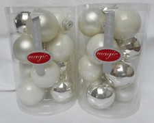 "Magic - The spirit of christmas" Christbaumgugeln silber/elfenbein
