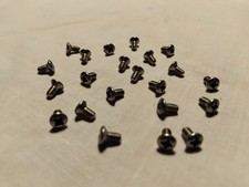 20 Stück AMC-Schrauben für