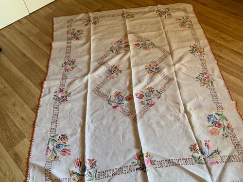 Antike tischdecke mit - tischdecke,