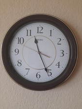 Seiko Quartz Wanduhr