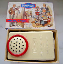 Daimon Mikrophon 2222 aus Blech für Batterie in  OVP um 1960