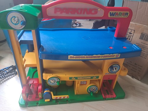 Wader parkhaus hour parking - wader,