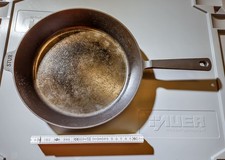 Gusseisenpfanne STUR Ø28 cm