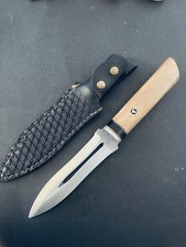 Pupko Dolch – Handgefertigt aus 4116 Stahl mit Griff aus Nussbaumholz Natur