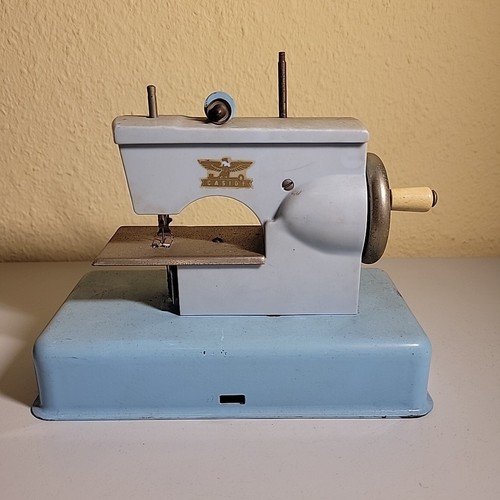 Vintage kinder nähmaschine - vintage,