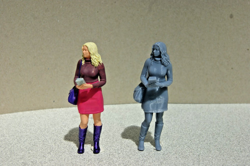 Figur jutta reisende wartet - reisende,