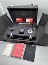 OMEGA SPEEDMASTER - PROFESSIONAL MOONWATCH - 311.334.230.010.01 - FULLSET 2015