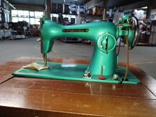 Prinzess * Nähmaschine * Antik * mit Schrank * orig. Schlüssel * Zubehör * grün