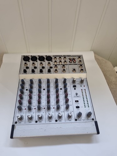Behringer eurorack 802a - behringer,