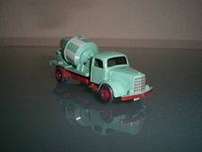 Wiking Mercedes-Benz MB  L 5000 Betonmischer grün/weiß gestreifte Trommel PMS