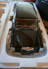 Autoart Mercedes Benz 600 Limousine Lang W100 Pullmann Signature OVP, 1:18 Leder