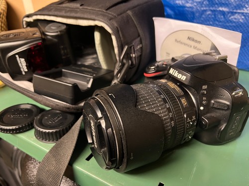 Nikon d5100 2 mp - nikon, 16.2