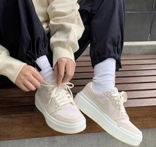 Nike Air Jordan 1 Elevate neu Beige 44 Unisex Sneaker Force