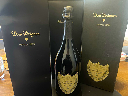 Dom pérignon champagne - dom,