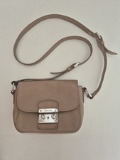 MIU MIU bby Prada Tasche Beige Nude mit Schultergurt