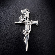 Kreuz Anhänger mit Rose –