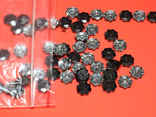 Antike Glasknöpfe im