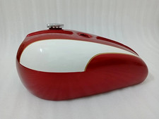 Triumph T140 Kirschrot & Weiß