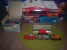 Selbst zusammen gestelltes Märklin HO Startset mit Gleis-oval, Bauzug