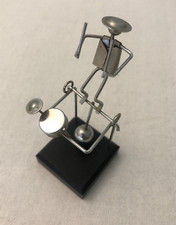 Deko Pendel Dekoration Figur 13cm hoch Edelstahl Künstlerische Kreation