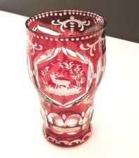 Prunkbecher, Vase, Böhmen, Überfangglas, Rubinrot, geschliffen, H. 15 cm