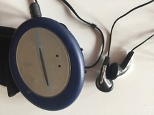 nostalgischer Walkman Radio einwandfrei noch mit Schutzfolie