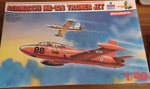 Aermacchi 326 trainer - 1:48,