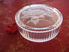 Bonboniere Deckeldose Zuckerdose Kristall Glas Motiv Rose satiniert 60/70er? 