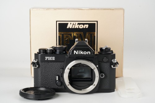 Near mint nikon new fm2 - mint,