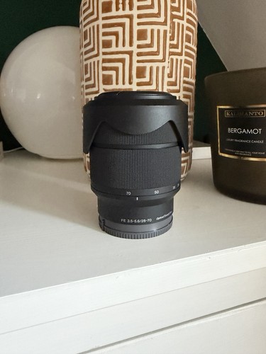 Sony 70mm 5 - sony, f/3.5-5.6
