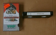 VHS  > Der Pass des Todes < Christopher Lee, Anthony Quinn  VMP Glasbox !RAR!