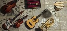7 Miniatur Musikinstrumente