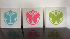 Tomorrowland Logo 3x Bilder