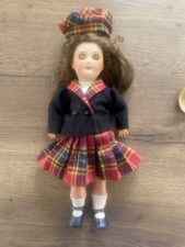 Alte Porzellankopfpuppe Unis