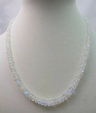 Regenbogen Mondstein -