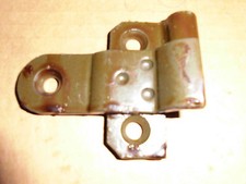 SCHARNIER MERCEDES 4047200737 FÜR UNIMOG 404