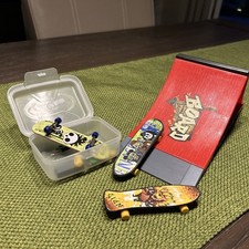 4 Mini Finger Skateboard Rampen Set - Fingerboard Skatepark für Kinder