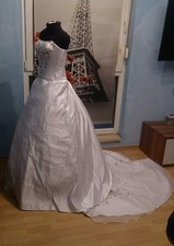 Wunderschönes Brautkleid  2-teilig in weiß gr. 32-38  K-B-38