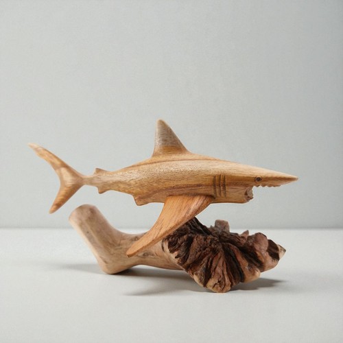 Weißer hai figur holz maritim - weißer,
