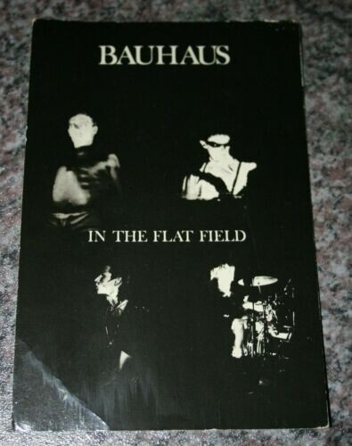 Bauhaus postkarte in the - /,