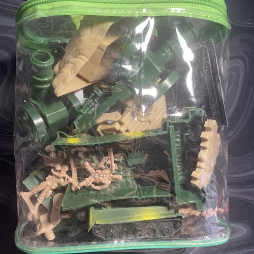 Plastiksoldaten und panzer - und,