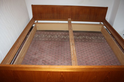 Bett 200 holz - 200,