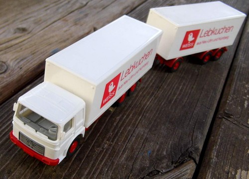 Man koffer hängerzug mit - man, koffer-hängerzug