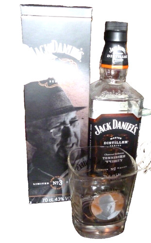 Daniels master distiller - daniels,