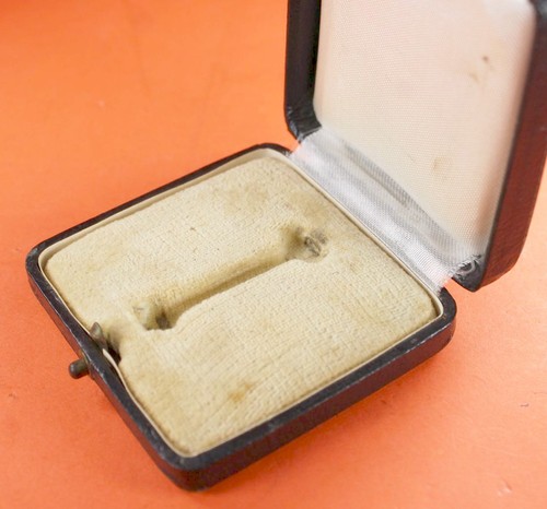 Etui zum eisernes - etui,