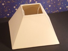 1 antiker Lampenschirm, viereckig, Stoff, weiß-creme, Höhe 10,3 cm--- 1 von 3