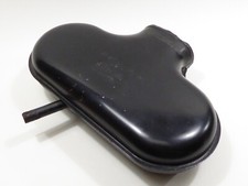 Mercedes W110, Heckflosse, 95PS, Motor M121, Hutze am Luftfilter #000 094 28 08